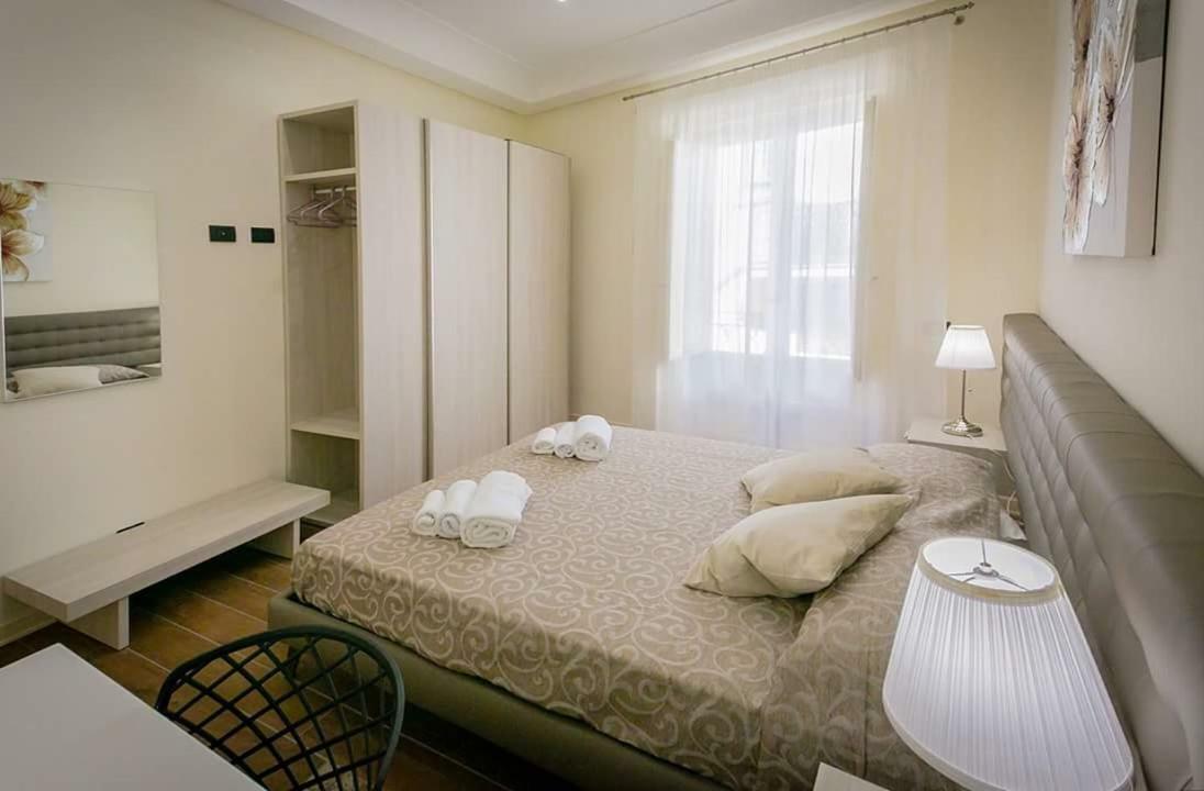 Le Suite Del Corso Cefalú Exterior foto